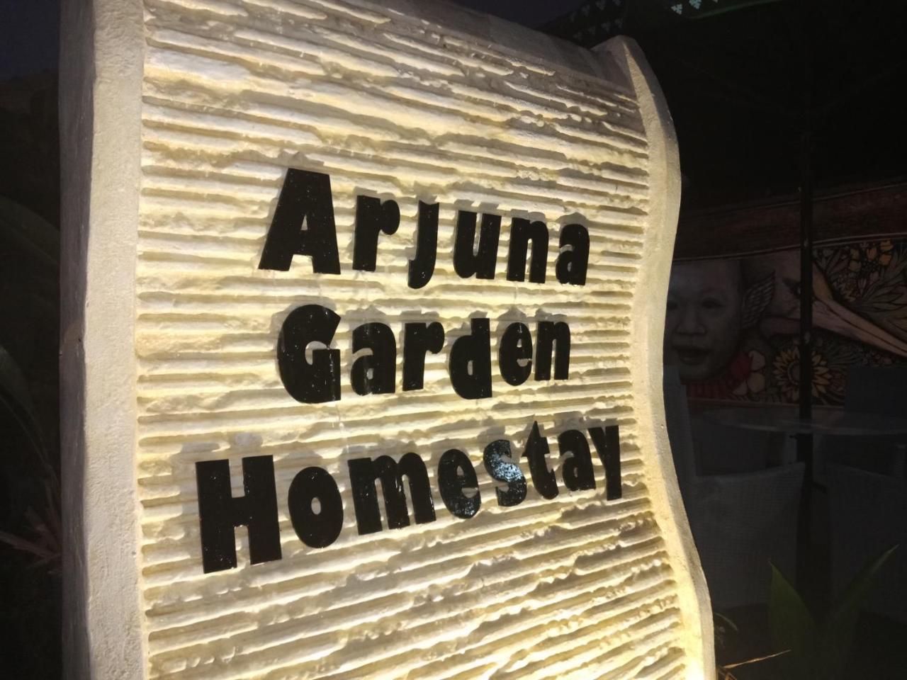 Arjuna Garden Homestay Yogyakarta Kültér fotó