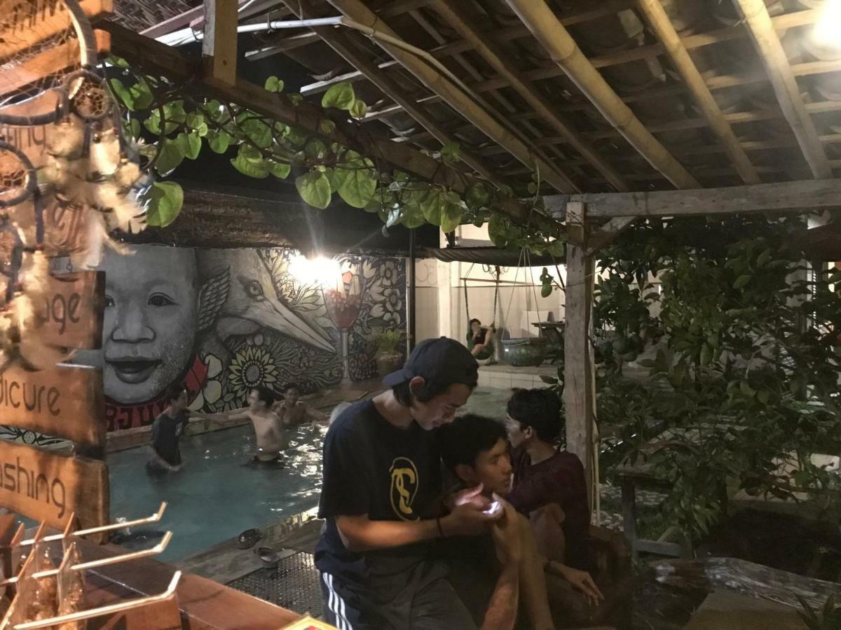 Arjuna Garden Homestay Yogyakarta Kültér fotó